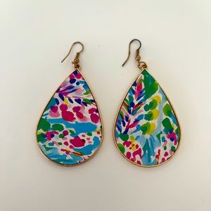Beautiful Lily Pulitzer inspired earrings